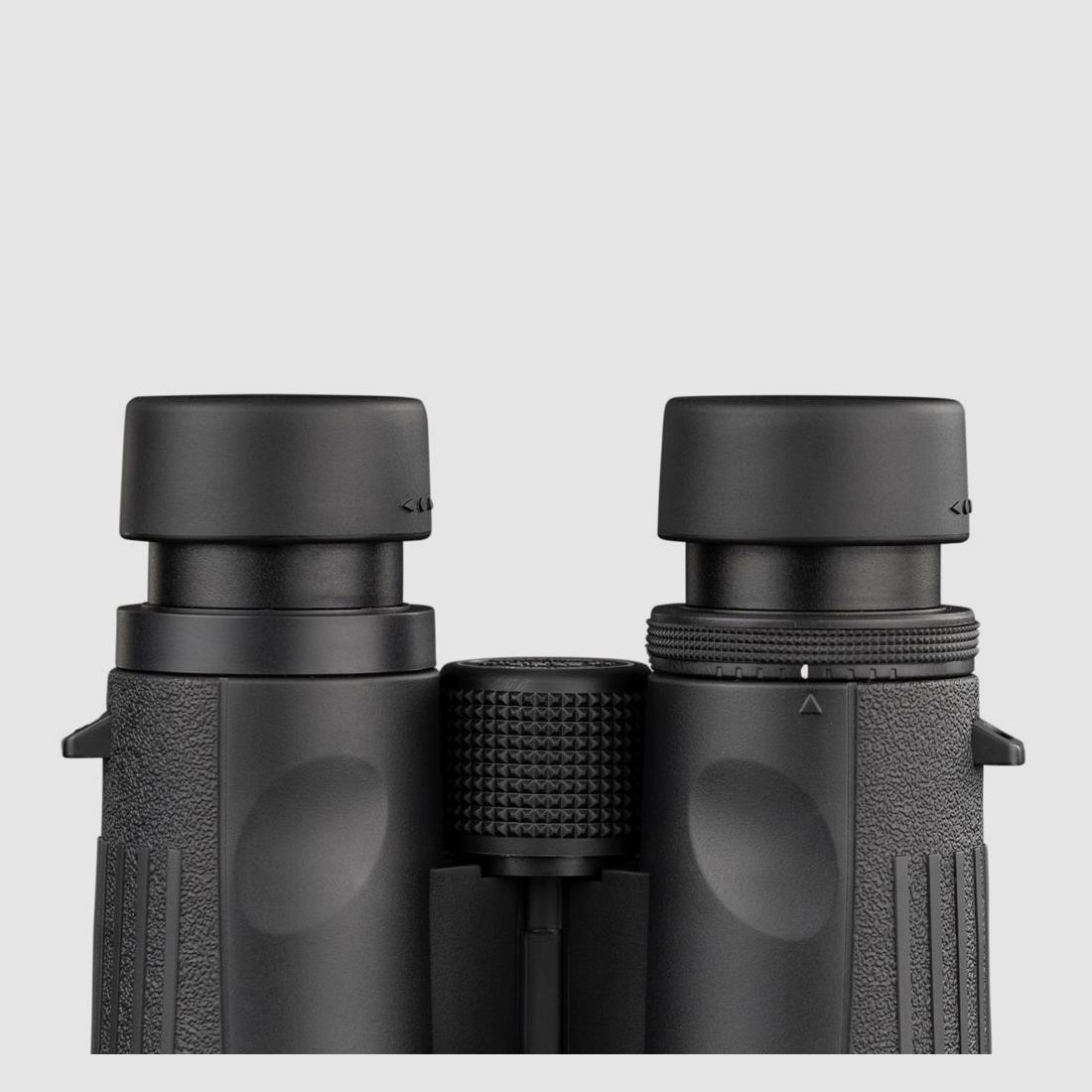 Dörr Outdoor Roof Edge Binoculars Wild View XT 8x42 with Case and Strap