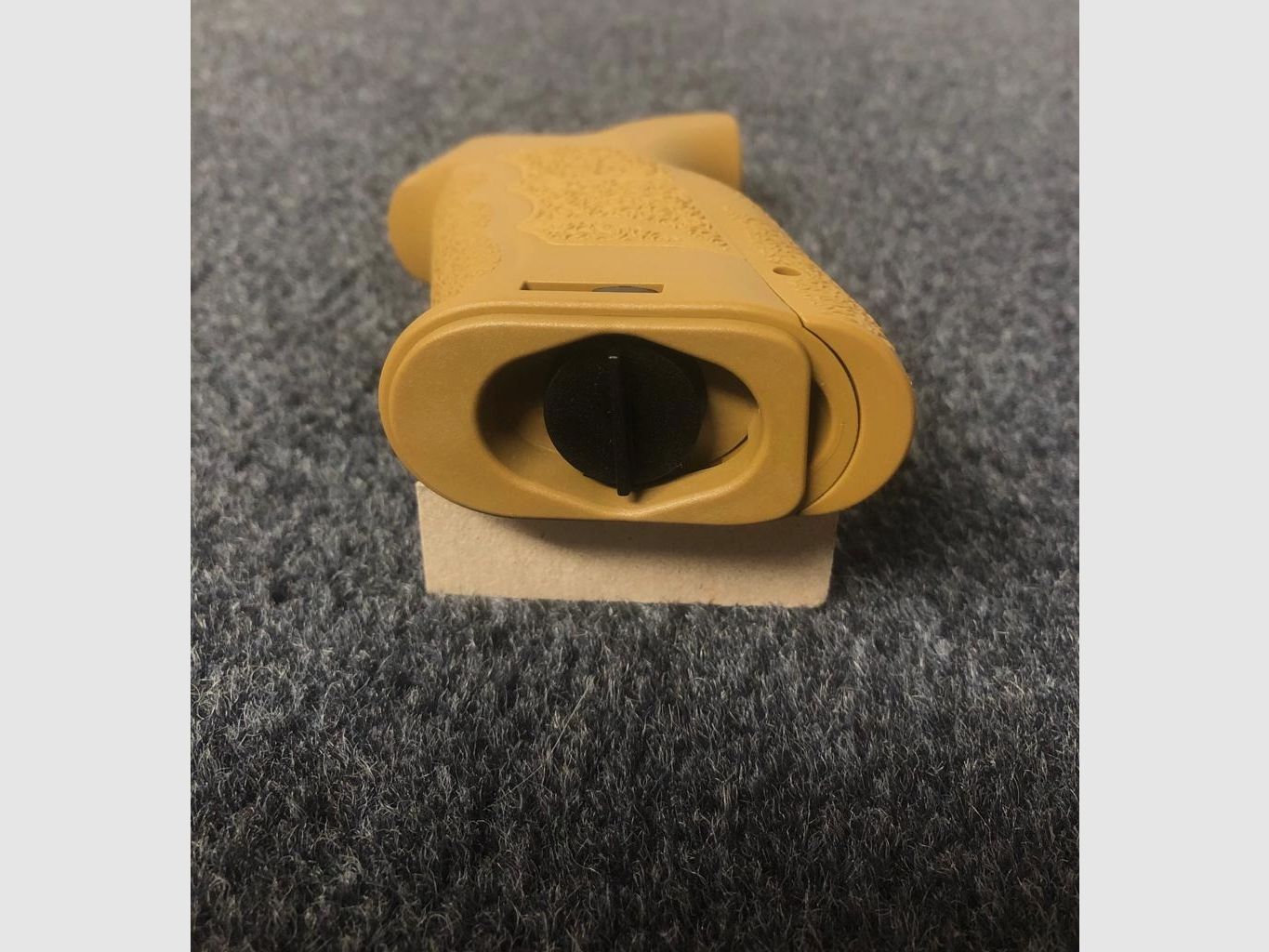 HK Adaptive Battle Grip grip sand color/RAL8000 - NEW - Heckler & Koch Mr223 Mr308 HK416 HK417 HK433 HK437 G95k KSK Ar15