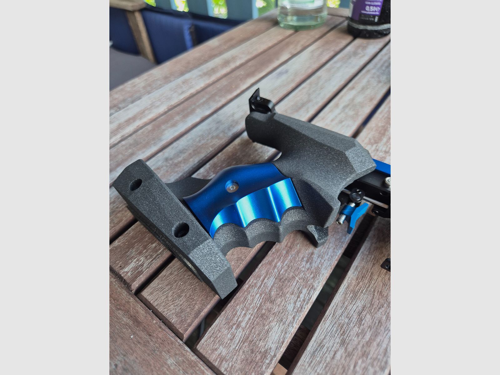 Walther LP500 5D grip, image 2 of 2