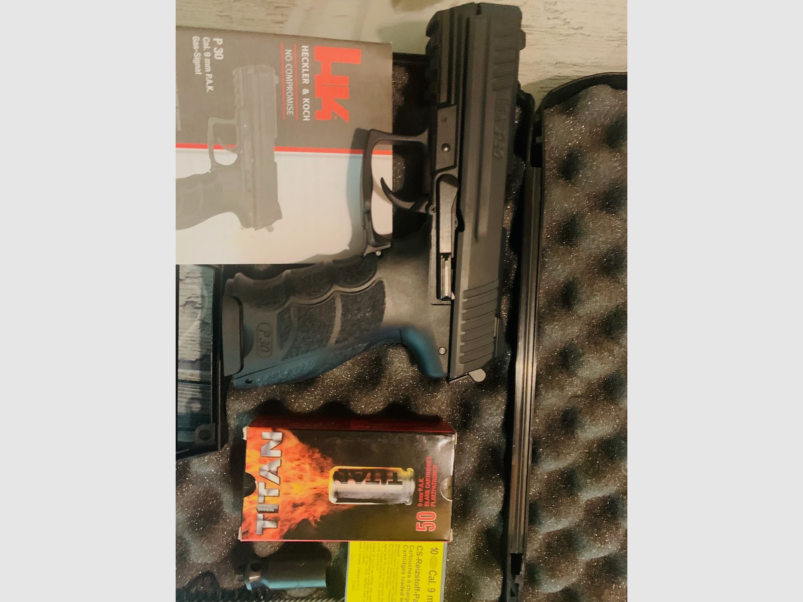 Heckler und Koch-P30 9mm P.A.K.  Gas , Platz ,Pfeffer 