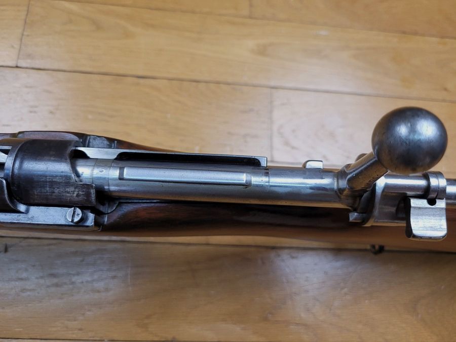 Sehr schönes Gewehr Mauser Argentinien 1909 – Originalkaliber 7,65×53 – Herstellung DWM von 1910 – Waffen der Republik Argentinien nicht limitiert – entspricht dem Standardmodell – schöne Hölzer, Lauf und Mechanik einwandfrei - TBE ++, Bild 10 von 30