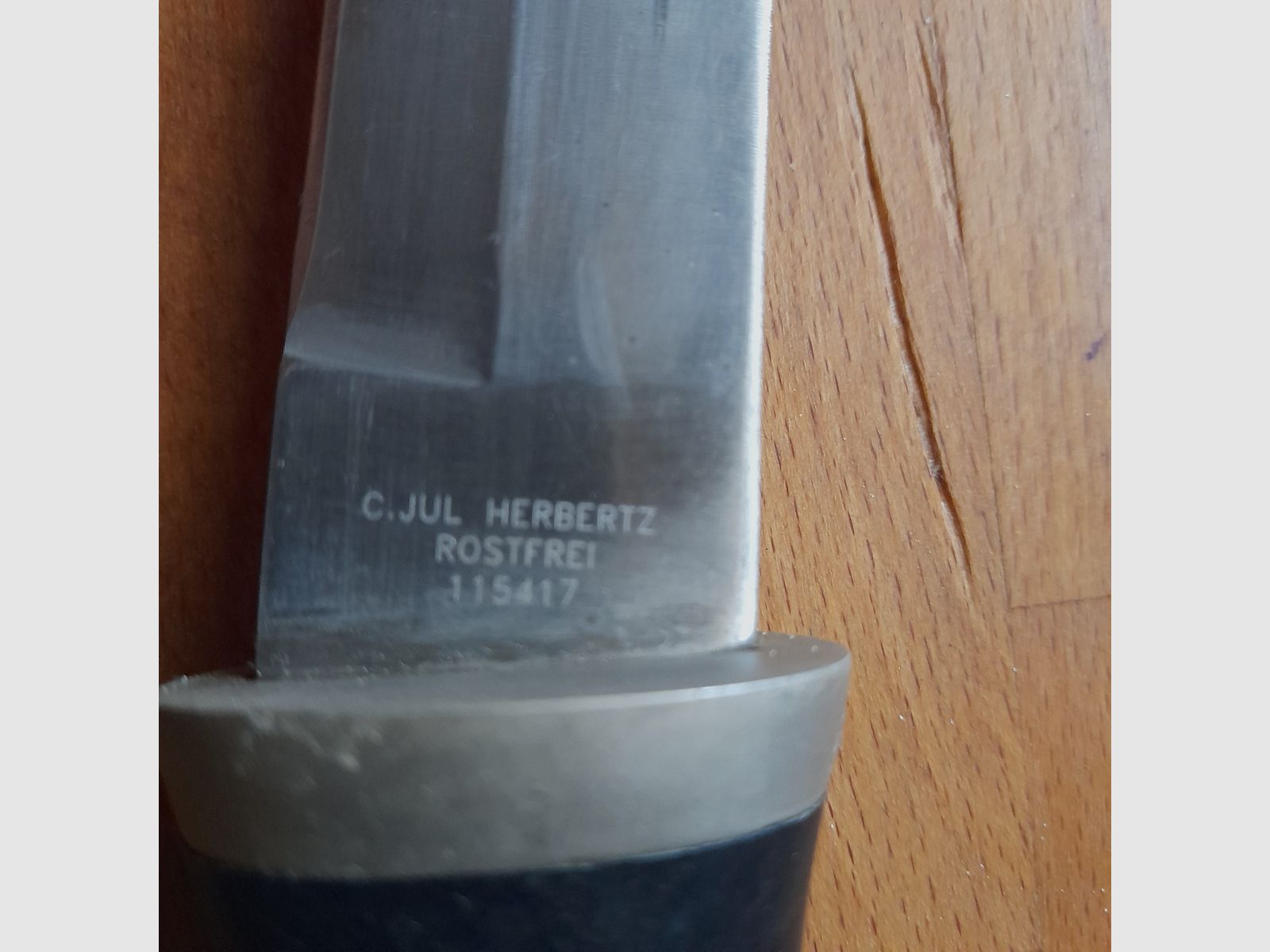 Messer von C.JUL Herberts Nr. 115417 Rostfrei mit Holzscheide