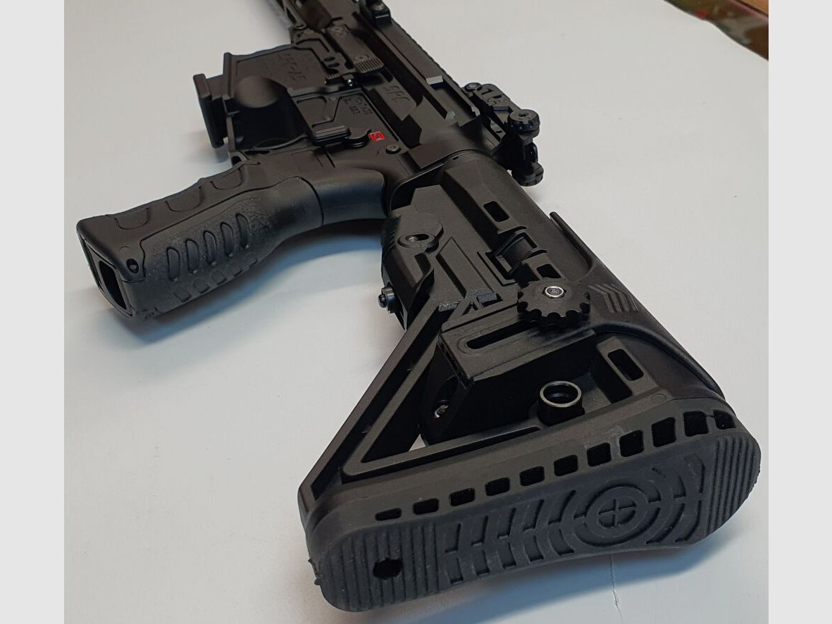 GWMH AG Selbstladebüchse GWMH SPC-HUNTER A5 10" (SWISS PISTOL CARBINE) BLACK Kal.9x19 AR15 Glock Magazi