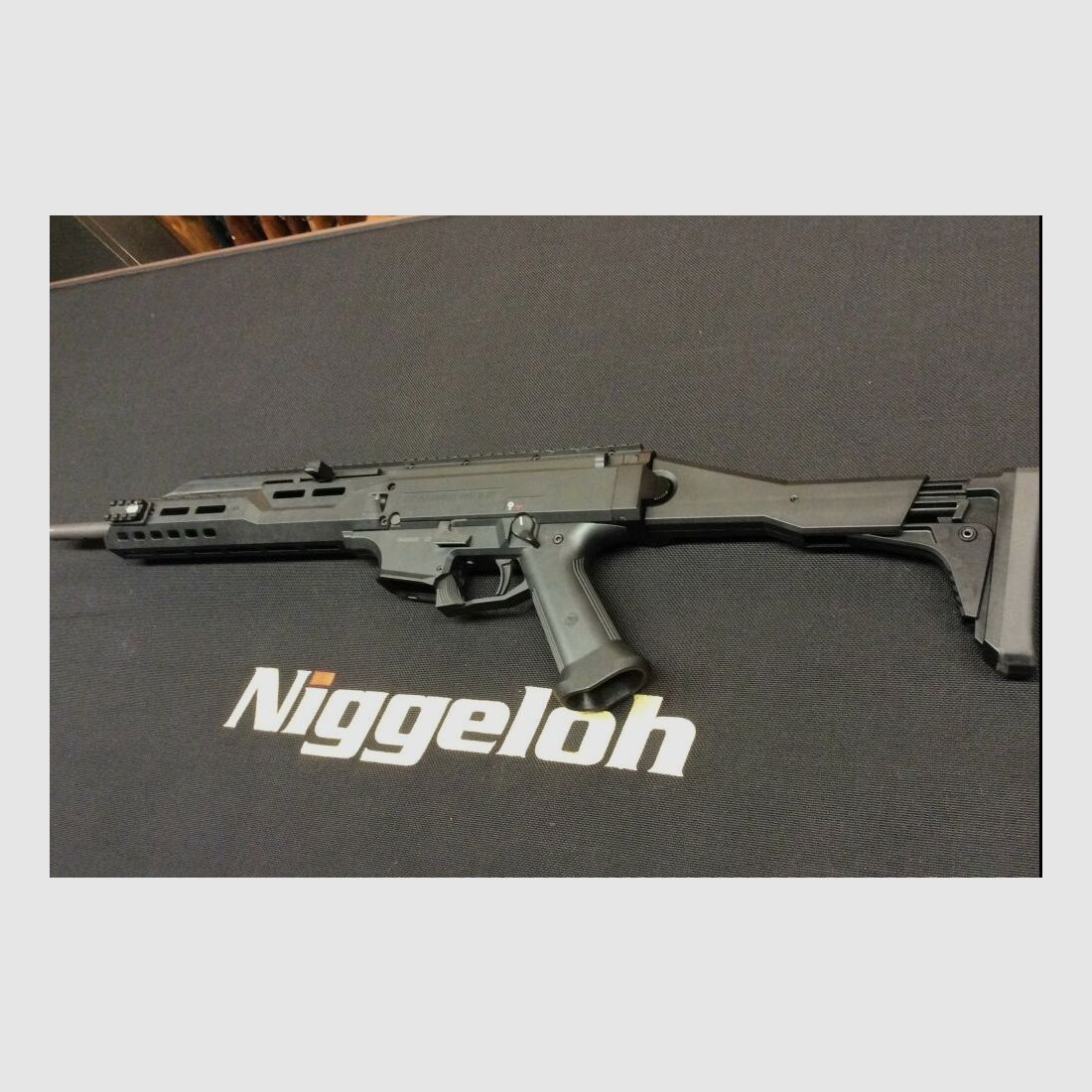 CZ Uhersky Brod Evo 3	 9mmLuger