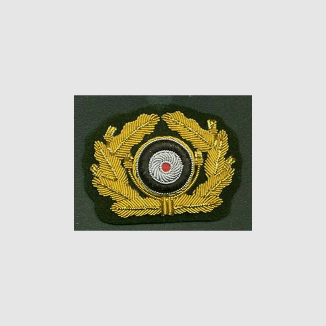 Eichenlaub-Kranz mit Kokarde für Generals-Schirmmütze Wehrmacht Heer Repro !!!