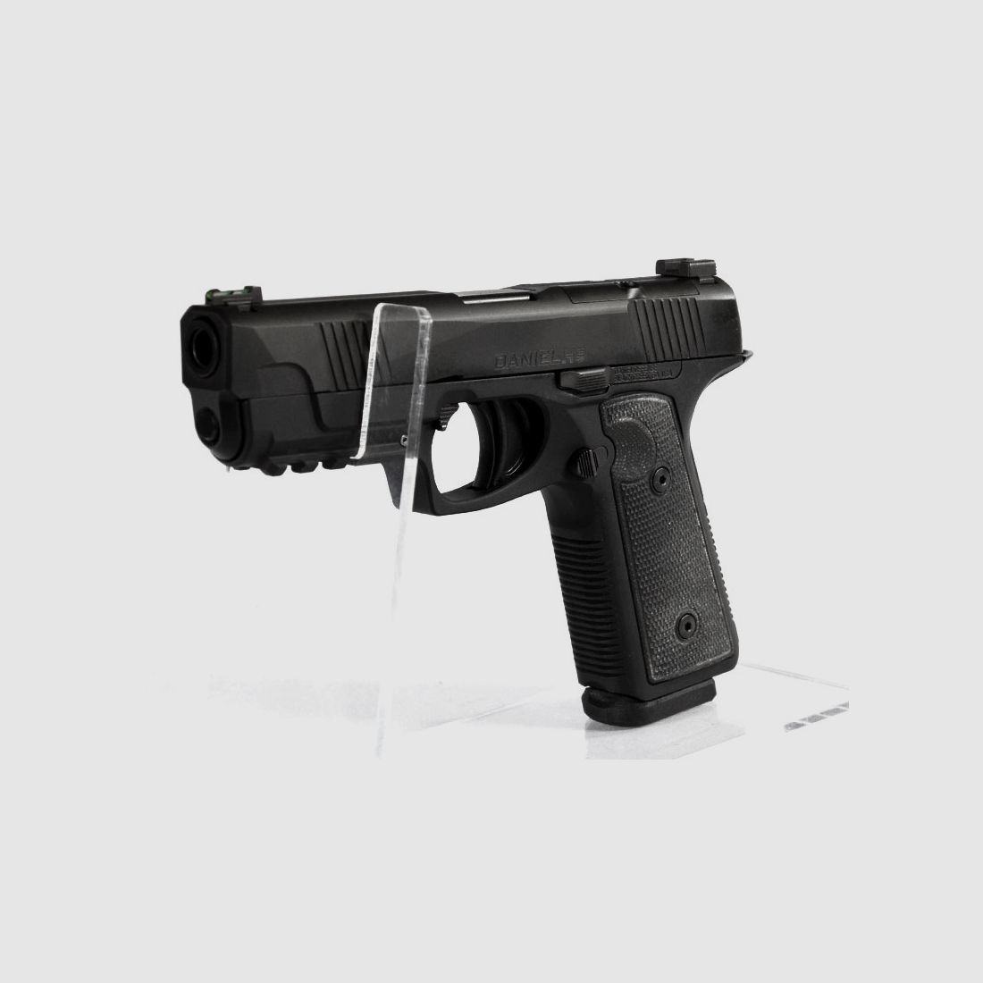 Pistola Daniel Defense H9 con fondina Comp-TAC in set