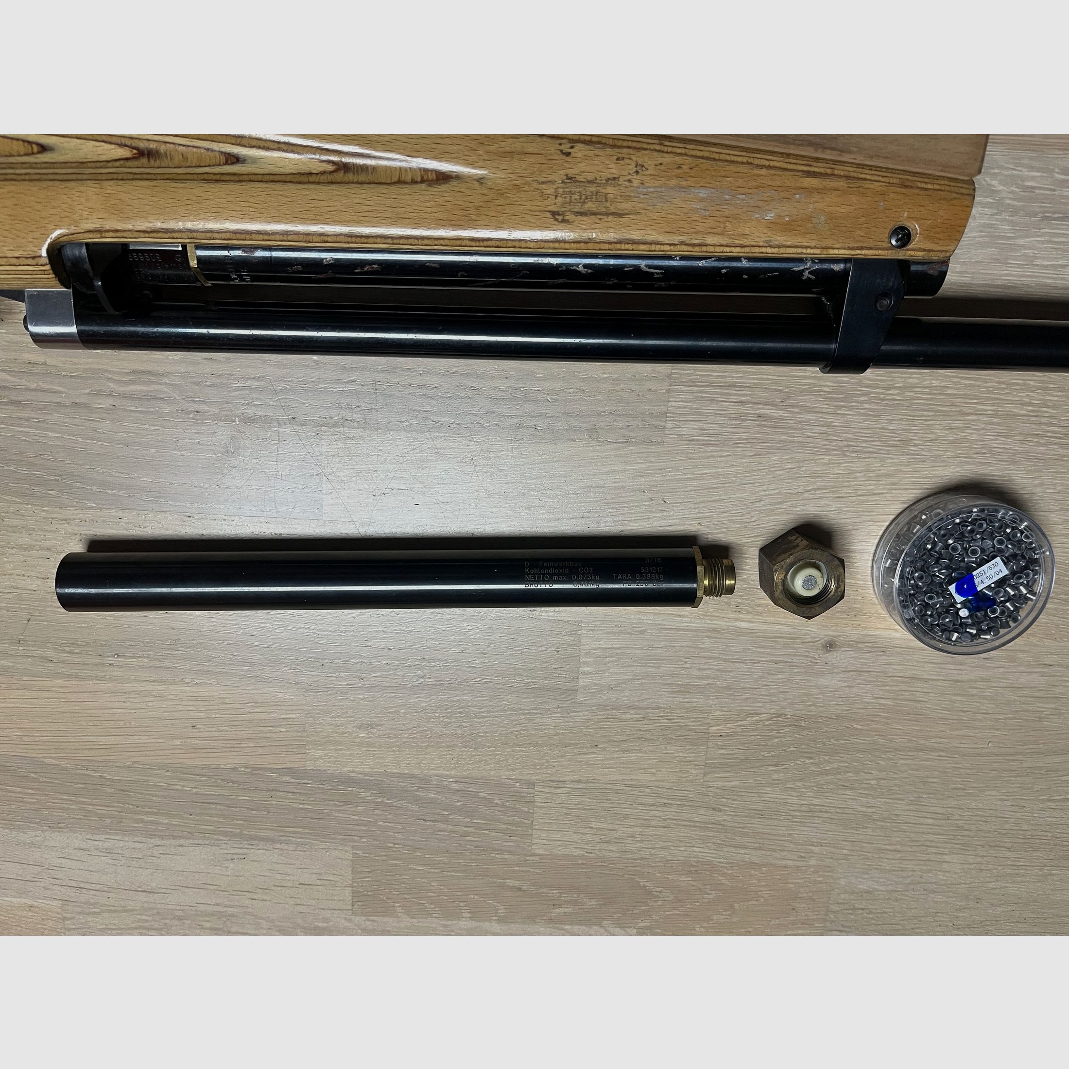 Feinwerkbau C60 zu verkaufen mit Zubehör