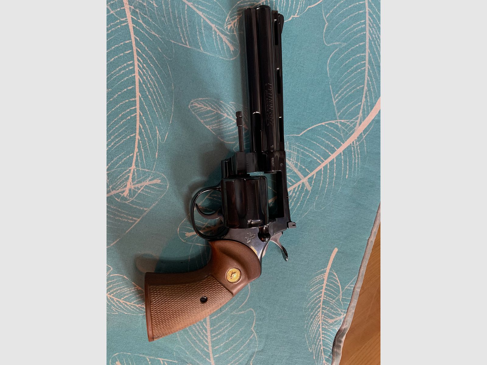Colt Python schwarz 