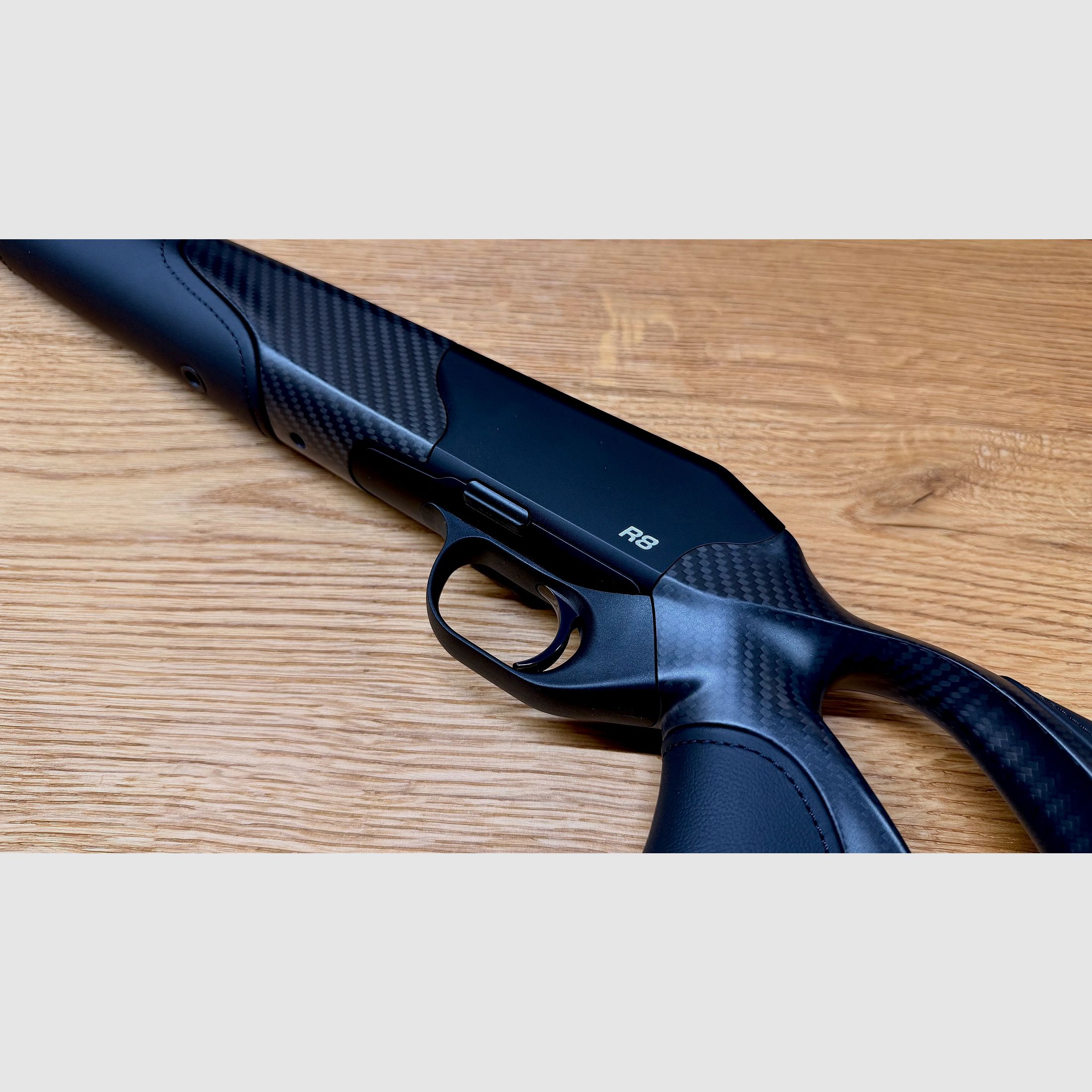 Blaser R8 Ultimate Carbon leather case / Standard version 17mm / Logo silver / Easy Custom leather