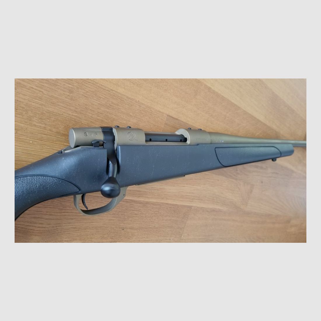 Weatherby Vanguard Weatherguard Bronce, opcional con ZF Falke
