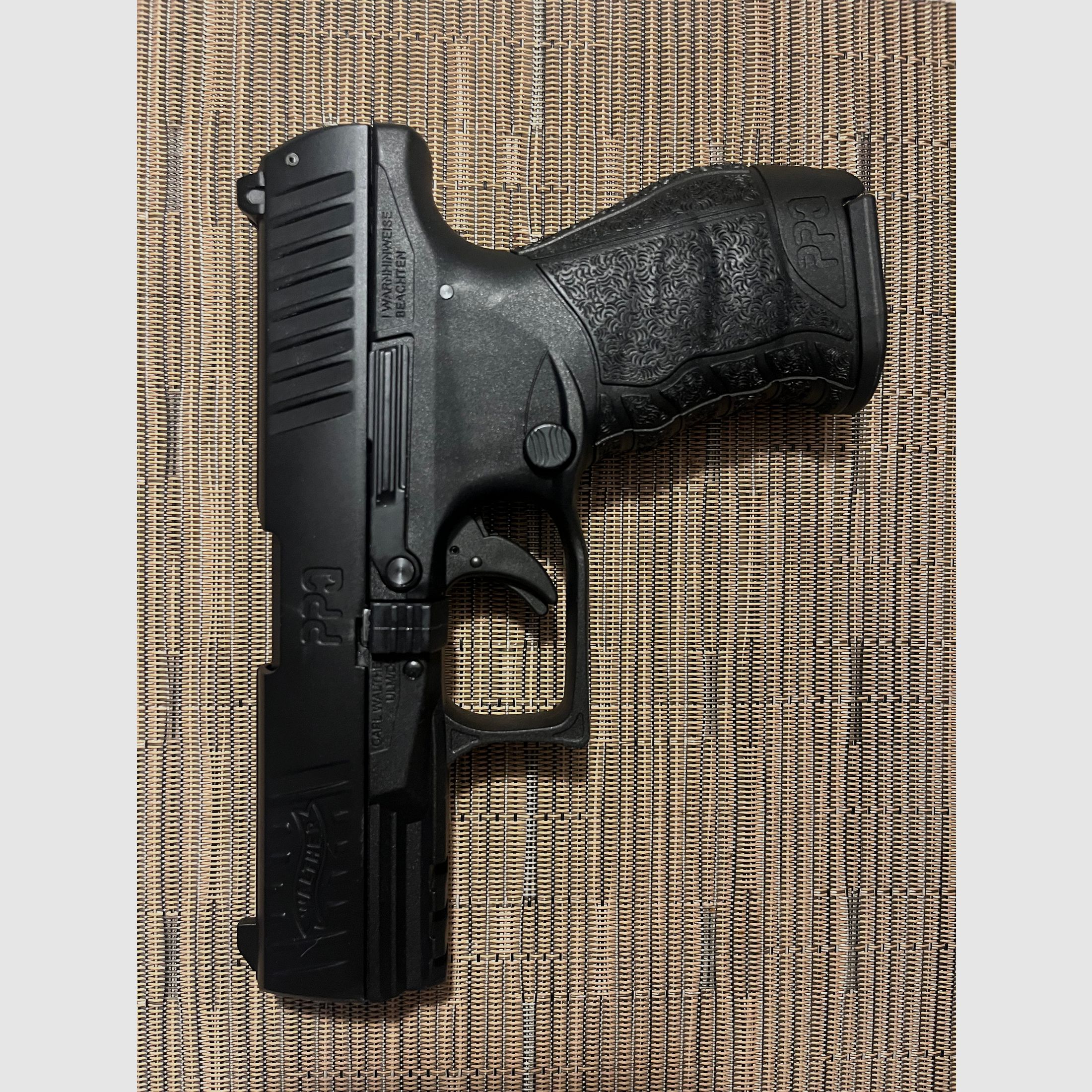 Walther PPQ M2 PTB 958 - 9 mm - P.A.K. - accessoires + munitions / pistolet à blanc, image 3 sur 5
