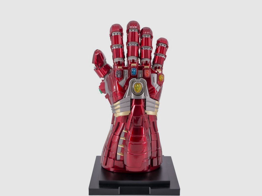 Rękawica Iron Man z metalu z światłem
