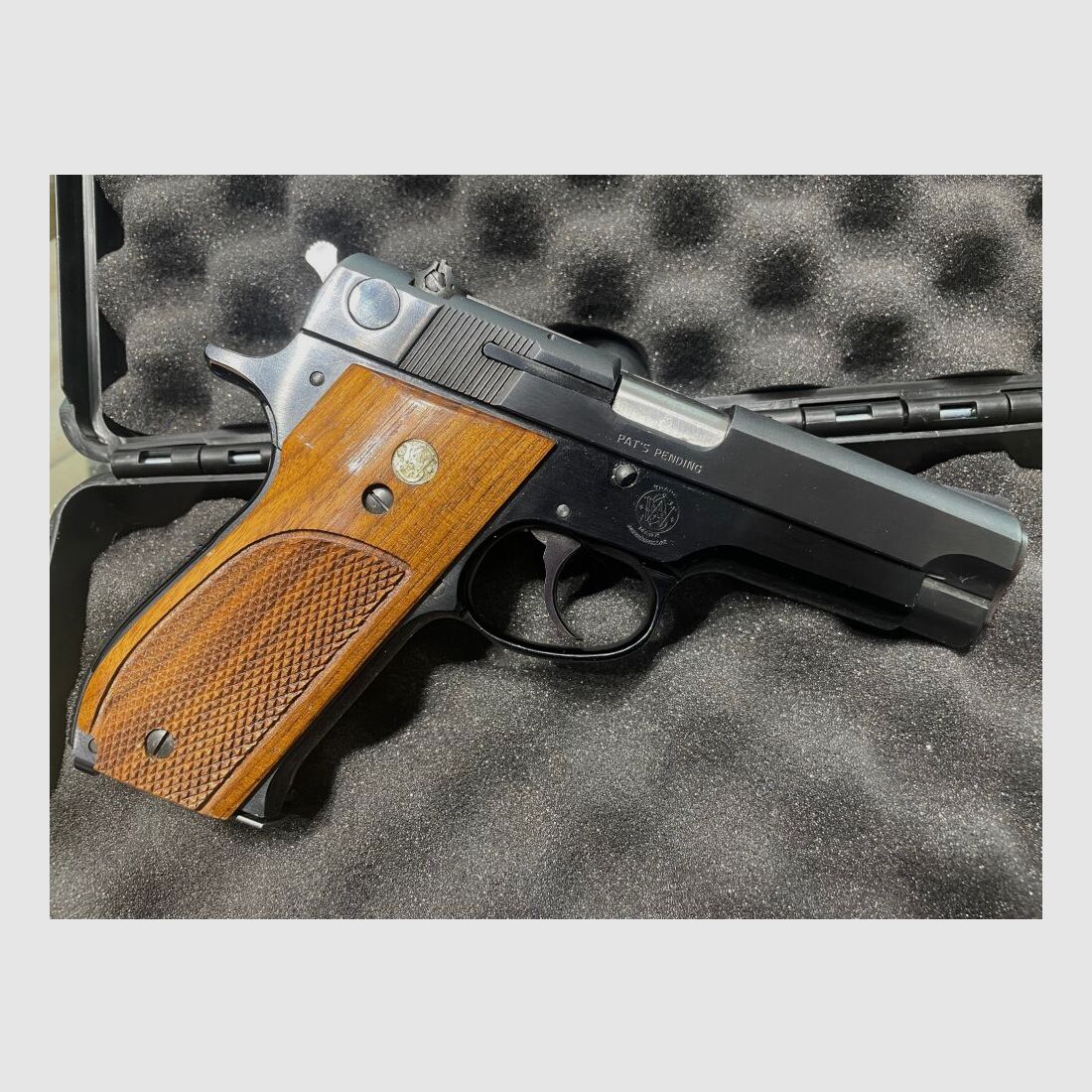 Smith & Wesson 39-2