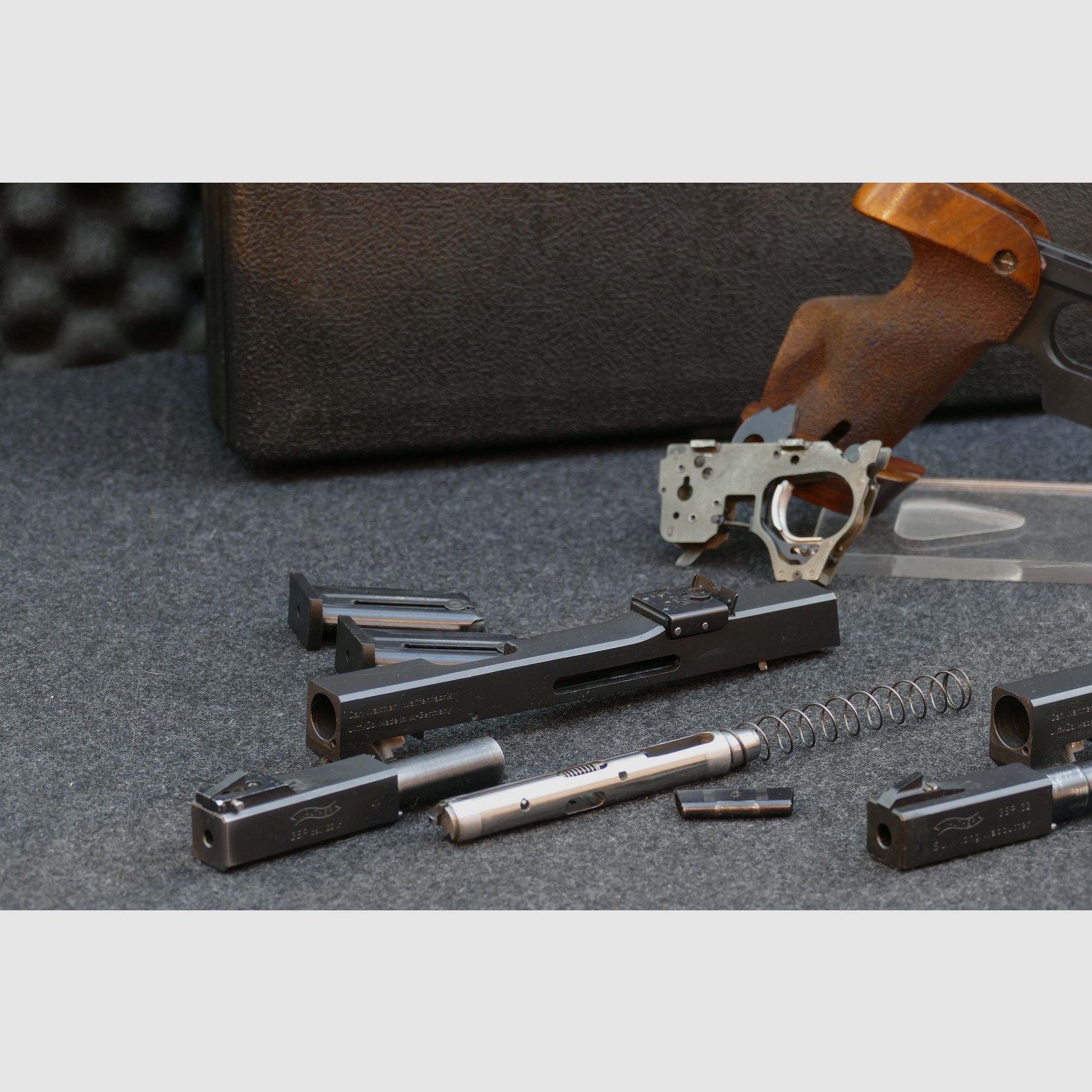 Walther GSP – ( .32 S&W Long / calibre intercambiable .22 LR ), set completo, maletín, sistema intercambiable - servicio realizado
