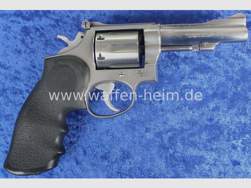 Smith & Wesson 67 / 4"