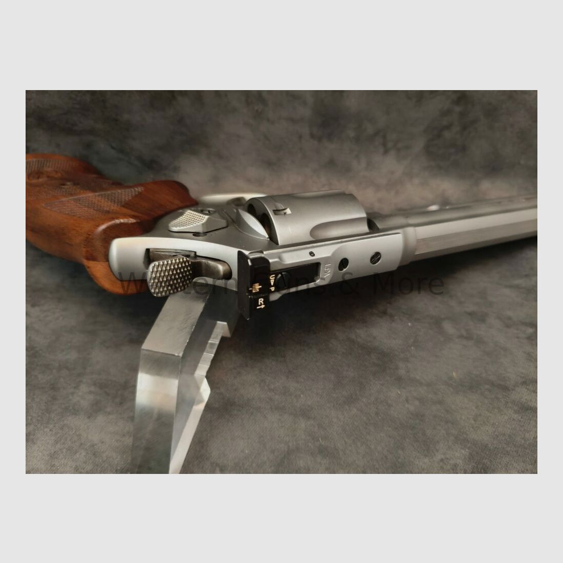 Smith & Wesson S&W 686-6 Target Champion Stainless matt 6" Kal.357Mag.