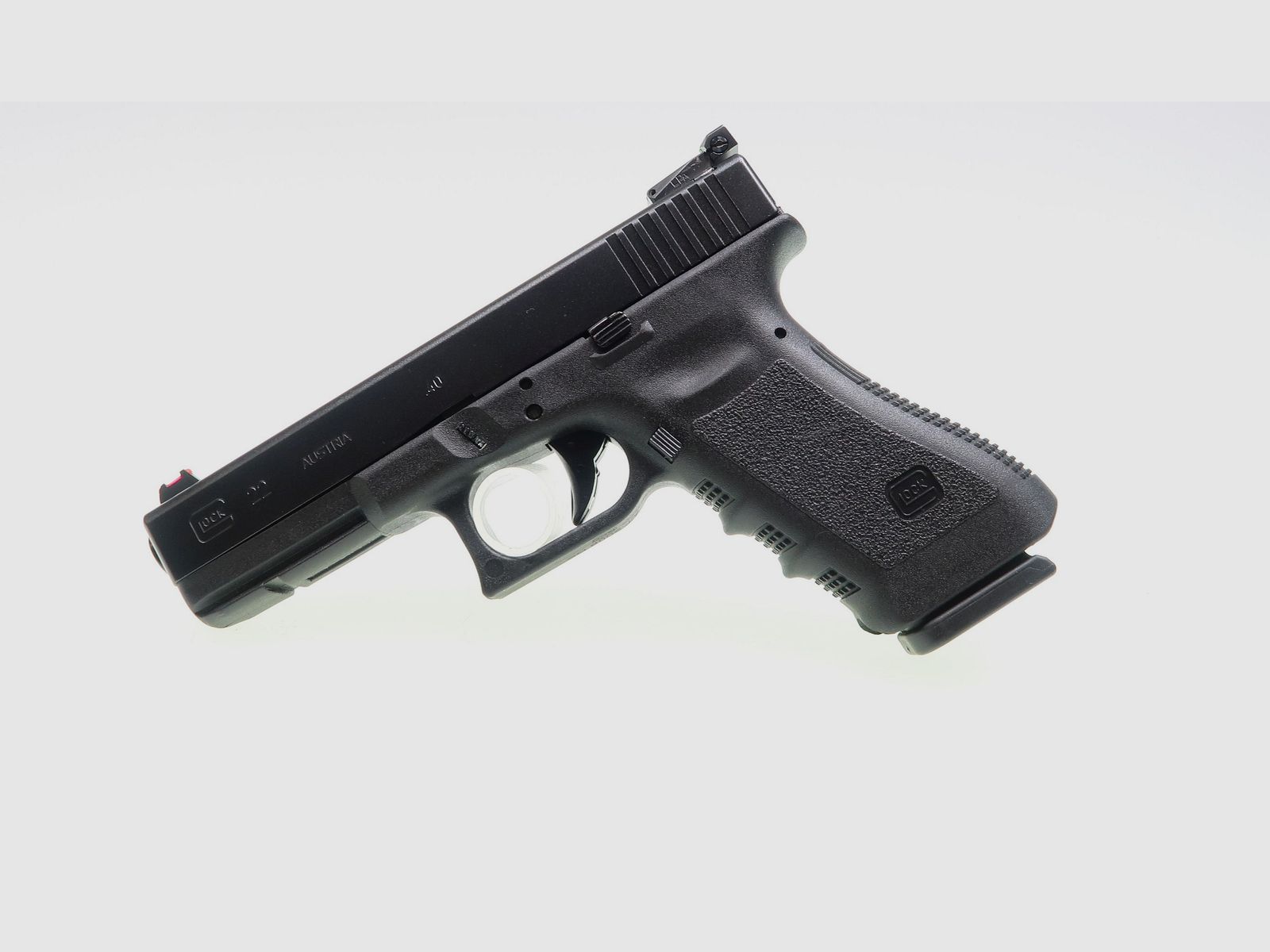 Glock 22 mit 3 Magazinen 40S&W