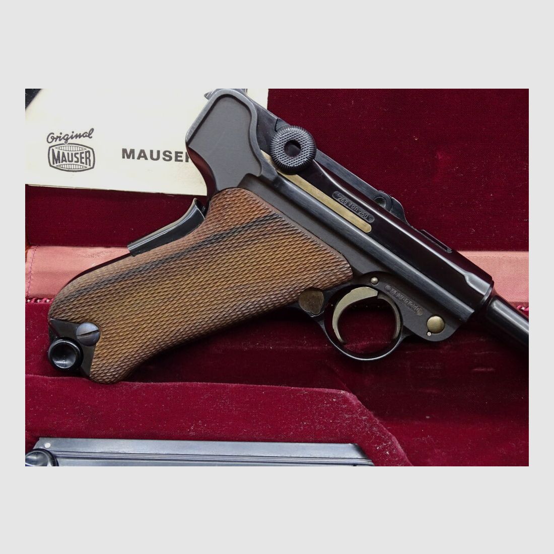 Mauser P 1900 / P08 Parabellum Édition 75 Ans No 248 / 250 Édition 75 Ans Pistolet Parabellum 1900-1975