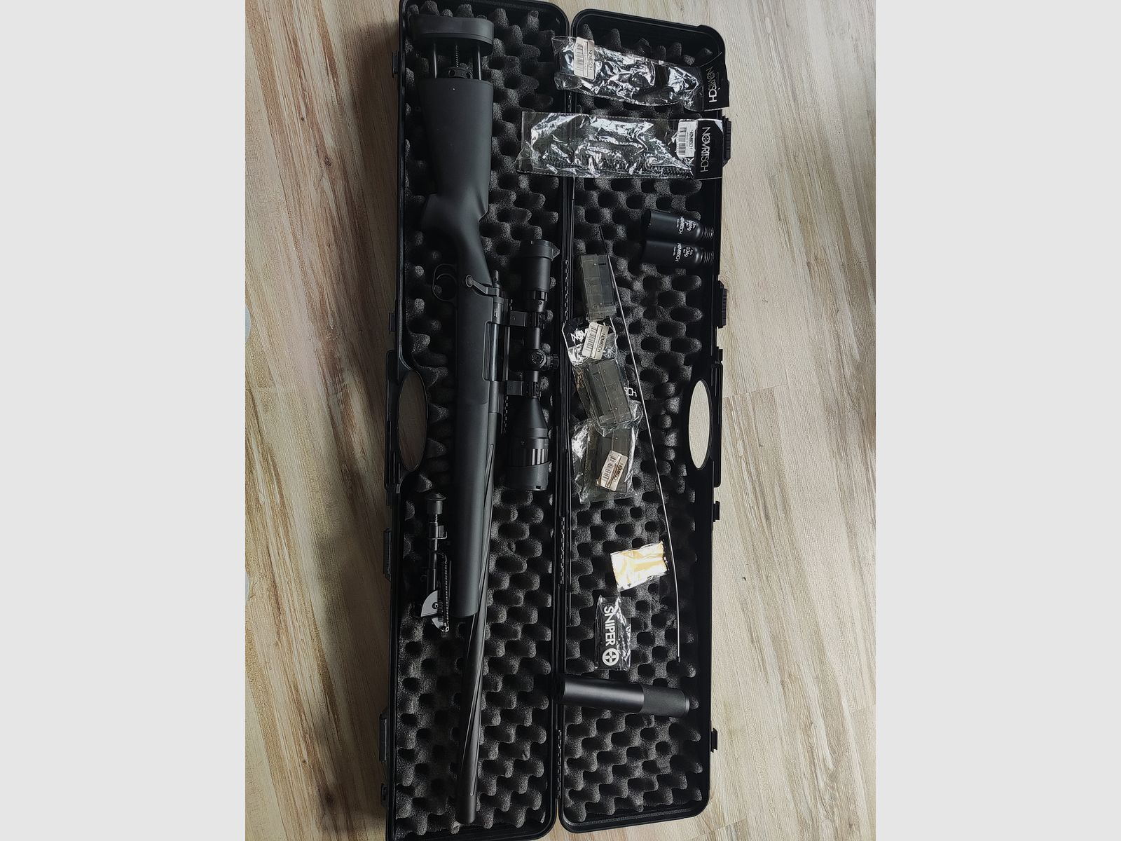 Novritsch SSG4 Gen 1 Airsoft Snajper + akcesoria