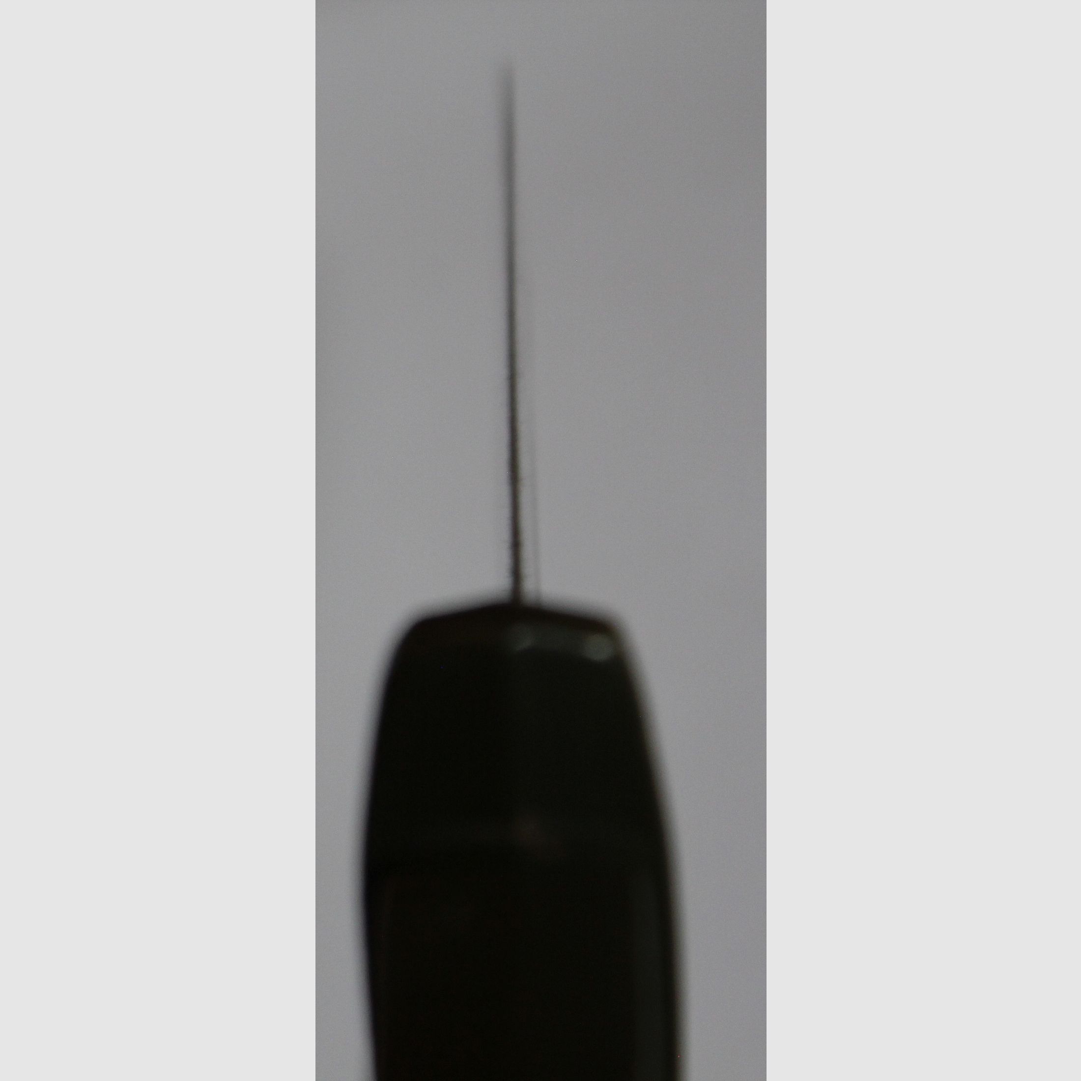 Couteau de randonnée original de Hubertus Solingen de la guerre froide, modèle de couteau de combat de la Bundeswehr et visuellement inspiré du couteau de randonnée HJ