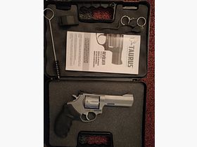 Taurus Revolver Tracker 627 4"