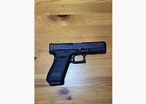 Glock 21 Gen5 MOS .45 ACP – Ungeschossen / Schrankwaffe mit Black Trident Raven Holster 