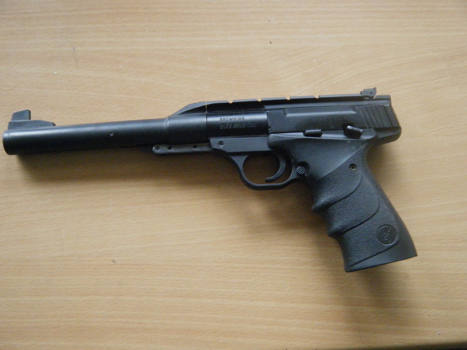 Air pistol Browning caliber 4.5