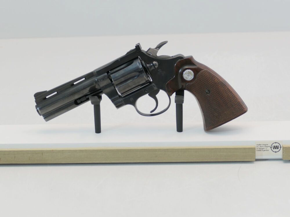 Colt Diamondback