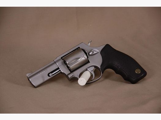 Taurus	 Revolver