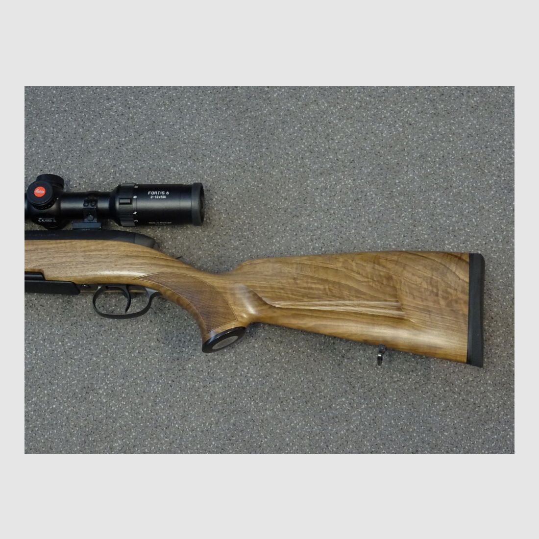 PAQUETE DE INNOVACIONES STEYR MANNLICHER + LEICA SM 12 GOISERER + FORTIS 6 2-12x50i