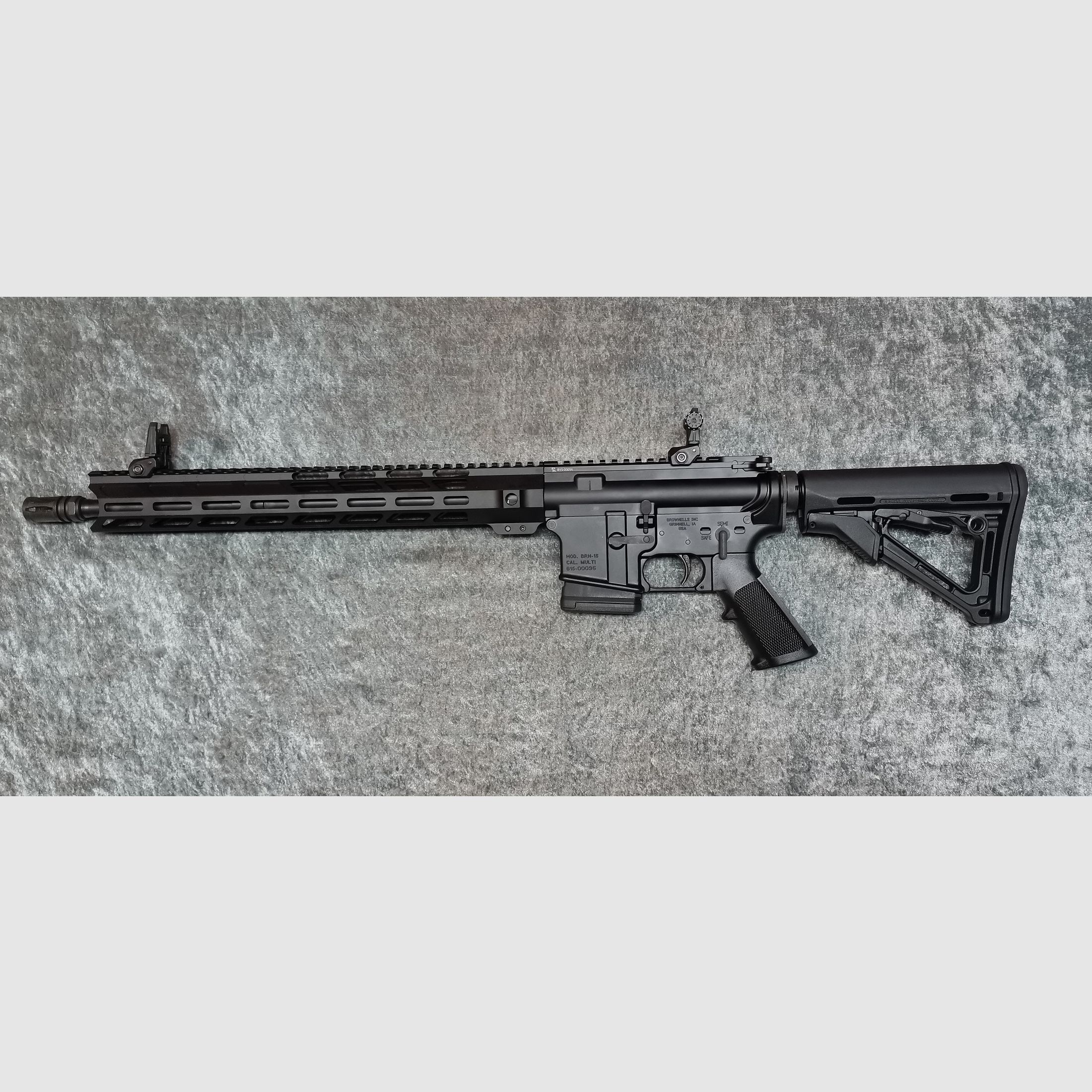 BM Custom AR15 Selbstladebüchse 16" .223 Rem Magpul 