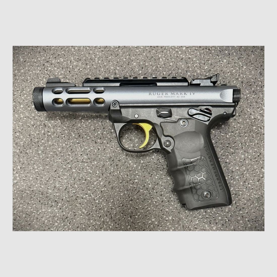Ruger Mark IV 22/45 Lite Gold