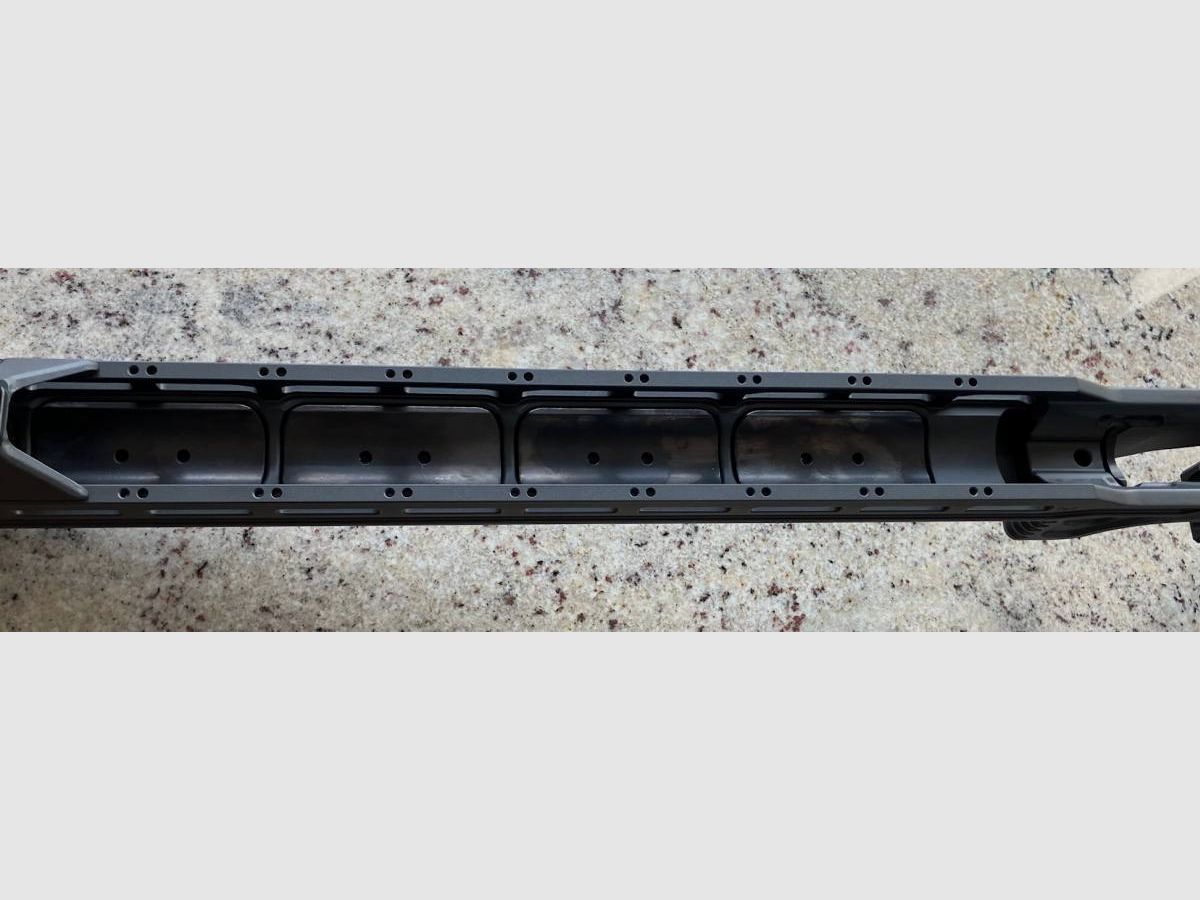 Vision Pro Chassis Remington 700 SA in grau