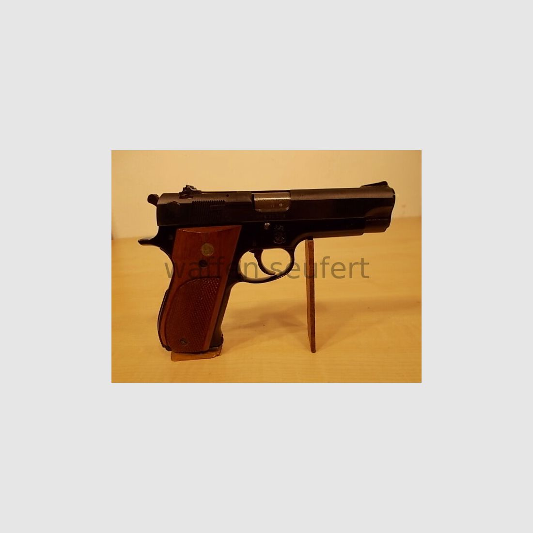 Pistola Smith & Wesson M39-2