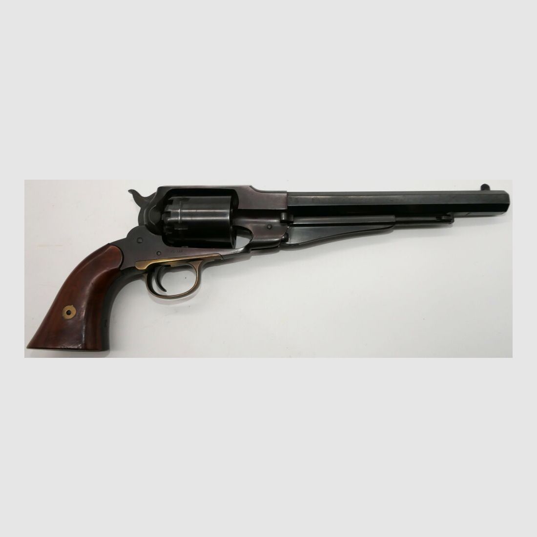 Hege Uberti percussion revolver Model 1858 New Army, caliber .44, 8-inch barrel.