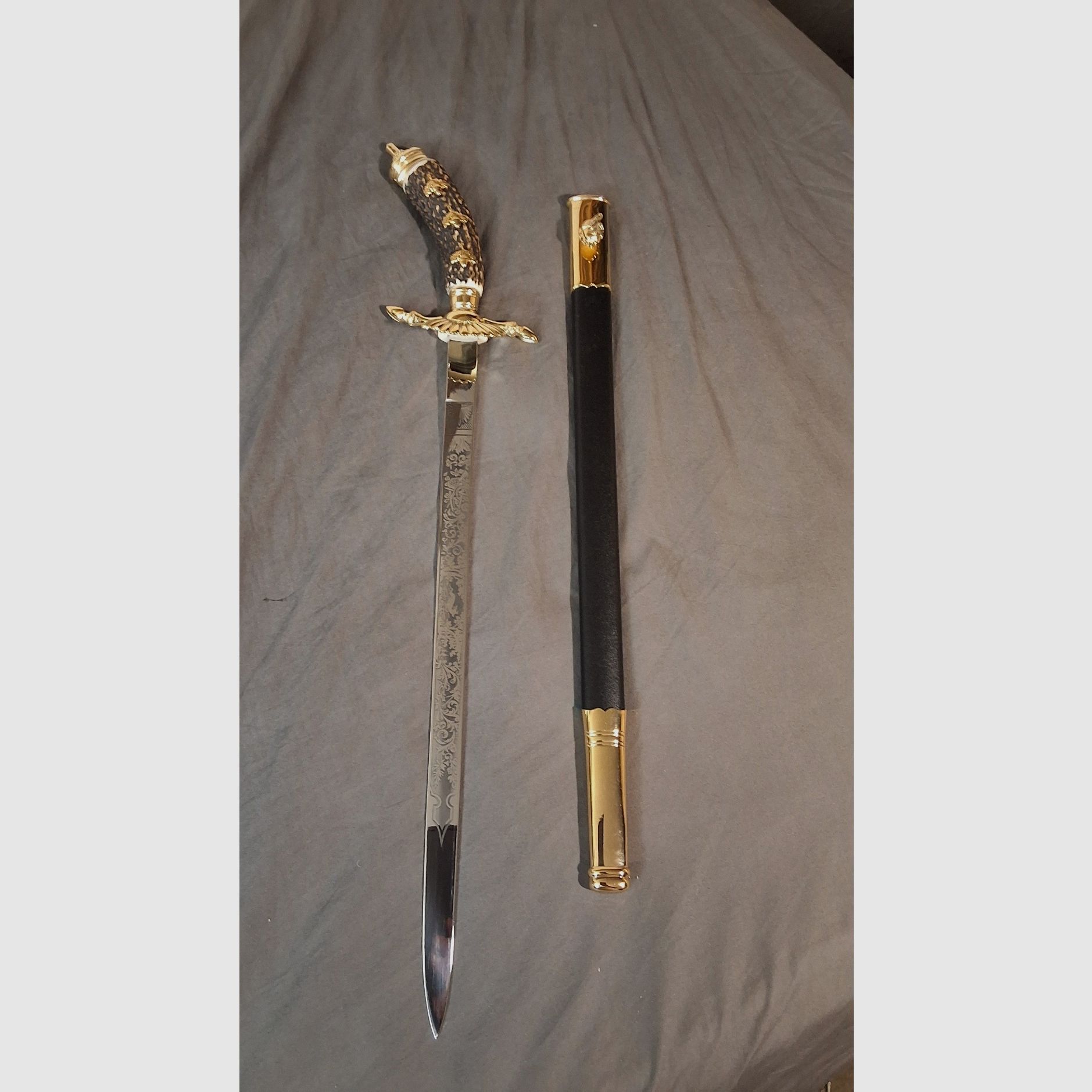 NEU -  1 Hirschfänger  -  50 cm -  24 k - Hirschhorn, immagine 1 di 6