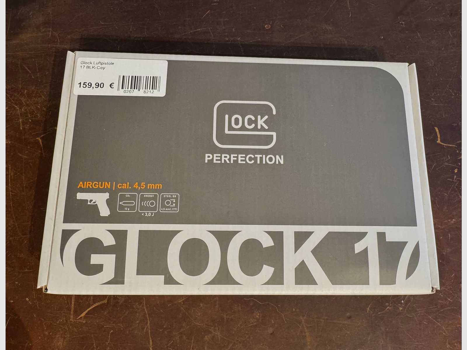 Glock 17 Gen5 Coyote Co2 pistol – 4.5 mm BB blowback