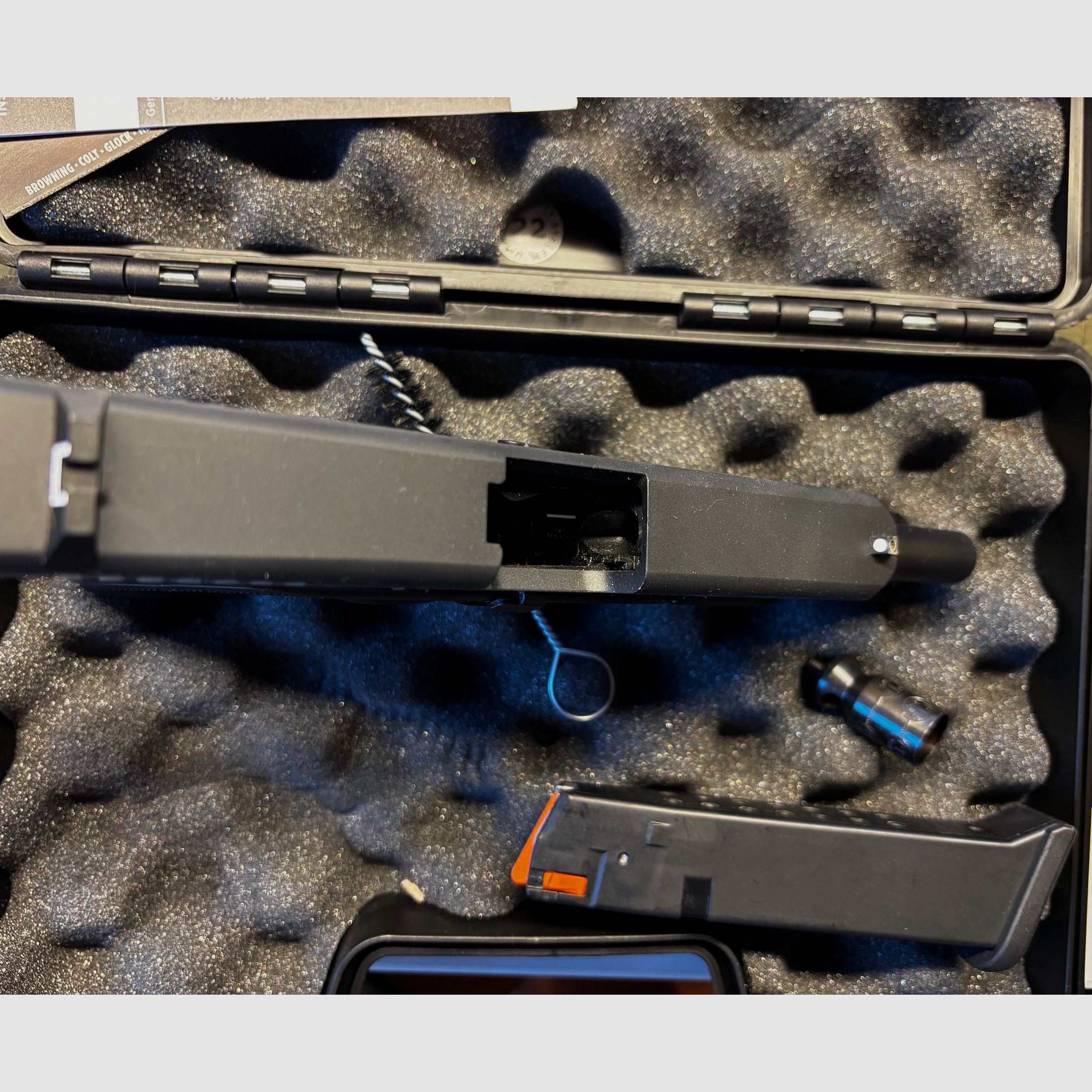 Glock 17 Gen 5 9mm PAK/Schreckschuss inkl. Pyrolauncher