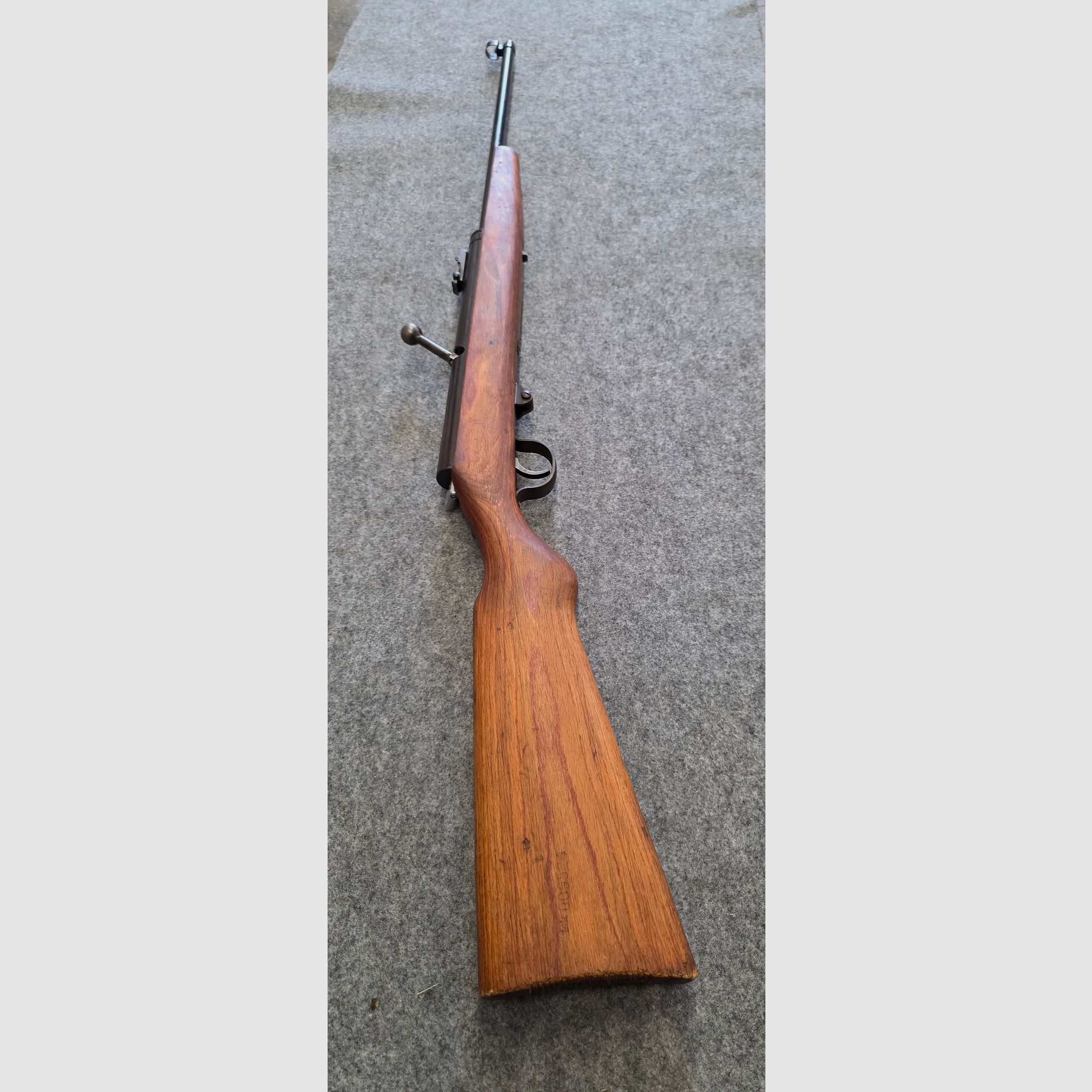 Haenel Mod. 49a met laminaatstock uit 1959 in goede staat, doorlader, geen 310
