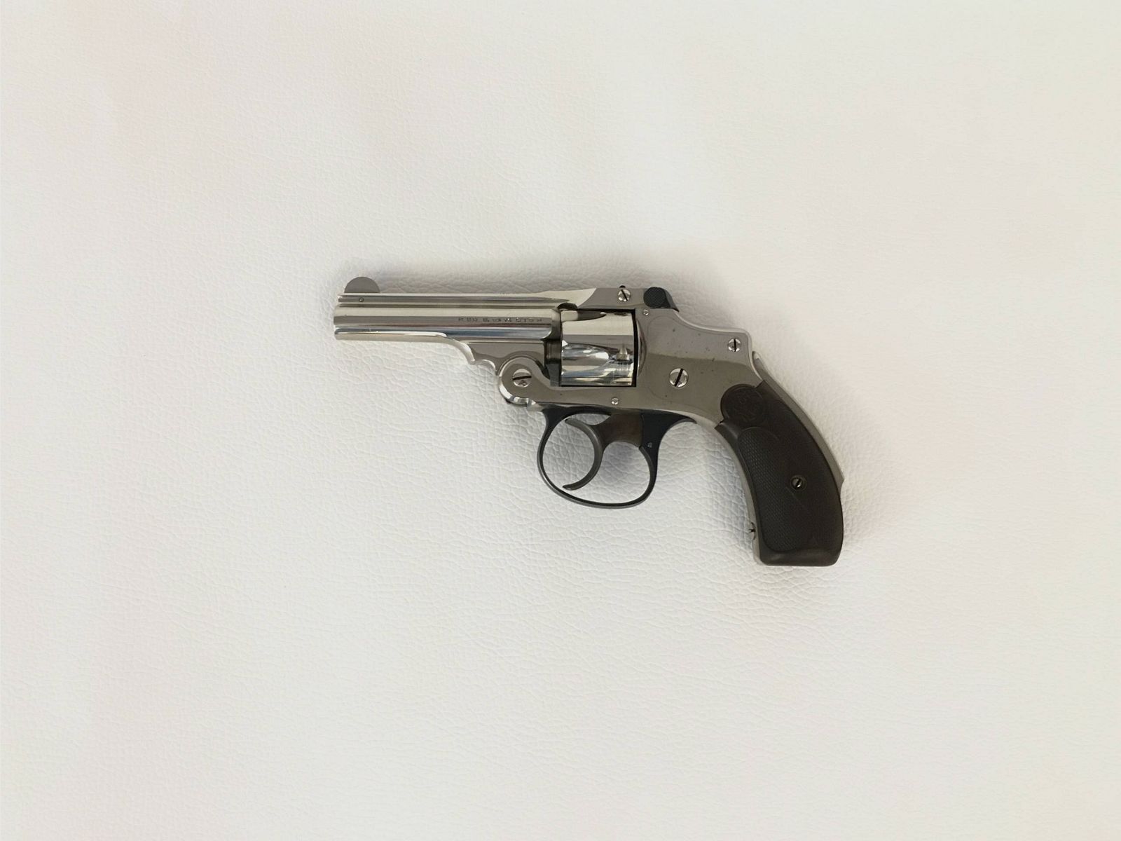 SMITH&WESSON SAFETY HAMMERLESS 2ND MODEL 3" – 32 S&W, zdjęcie 1 z 5