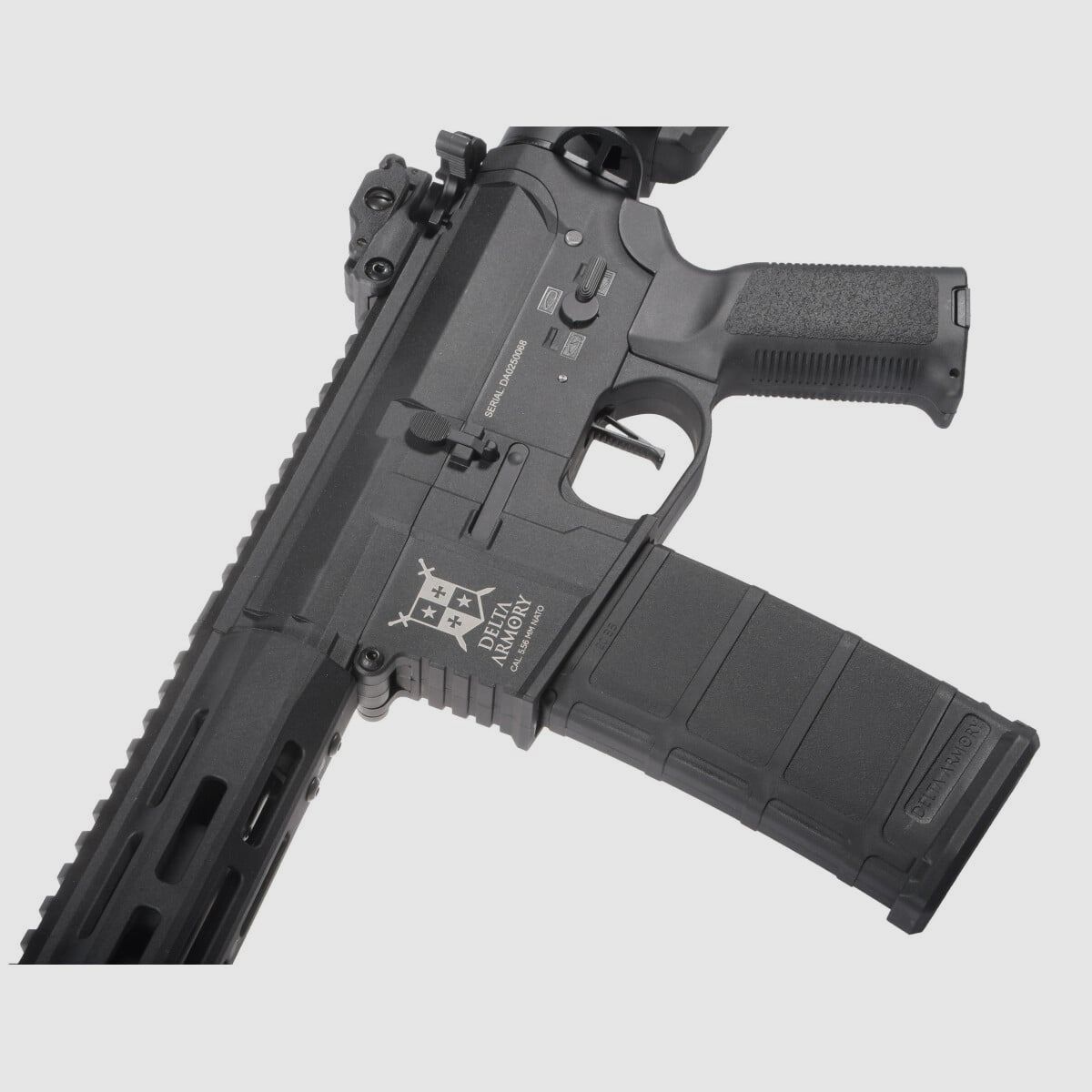 M4 AR15 M-LOK 10 Zoll CHARLIE Schwarz S-AEG Airsoft Gewehr Frei ab 18 Jahren | Delta Armory