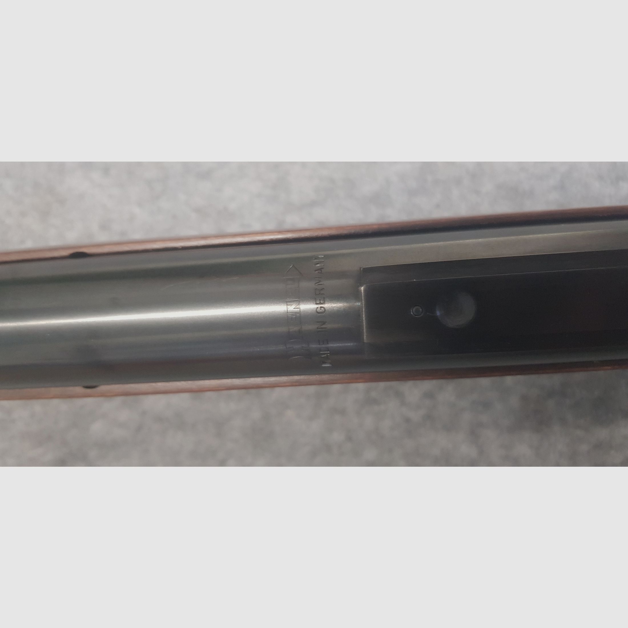 ¡Oferta navideña! ¡Con folleto y manual de instrucciones! Raro rifle de aire comprimido Haenel Mod. 580 de Suhl, en muy buen estado.