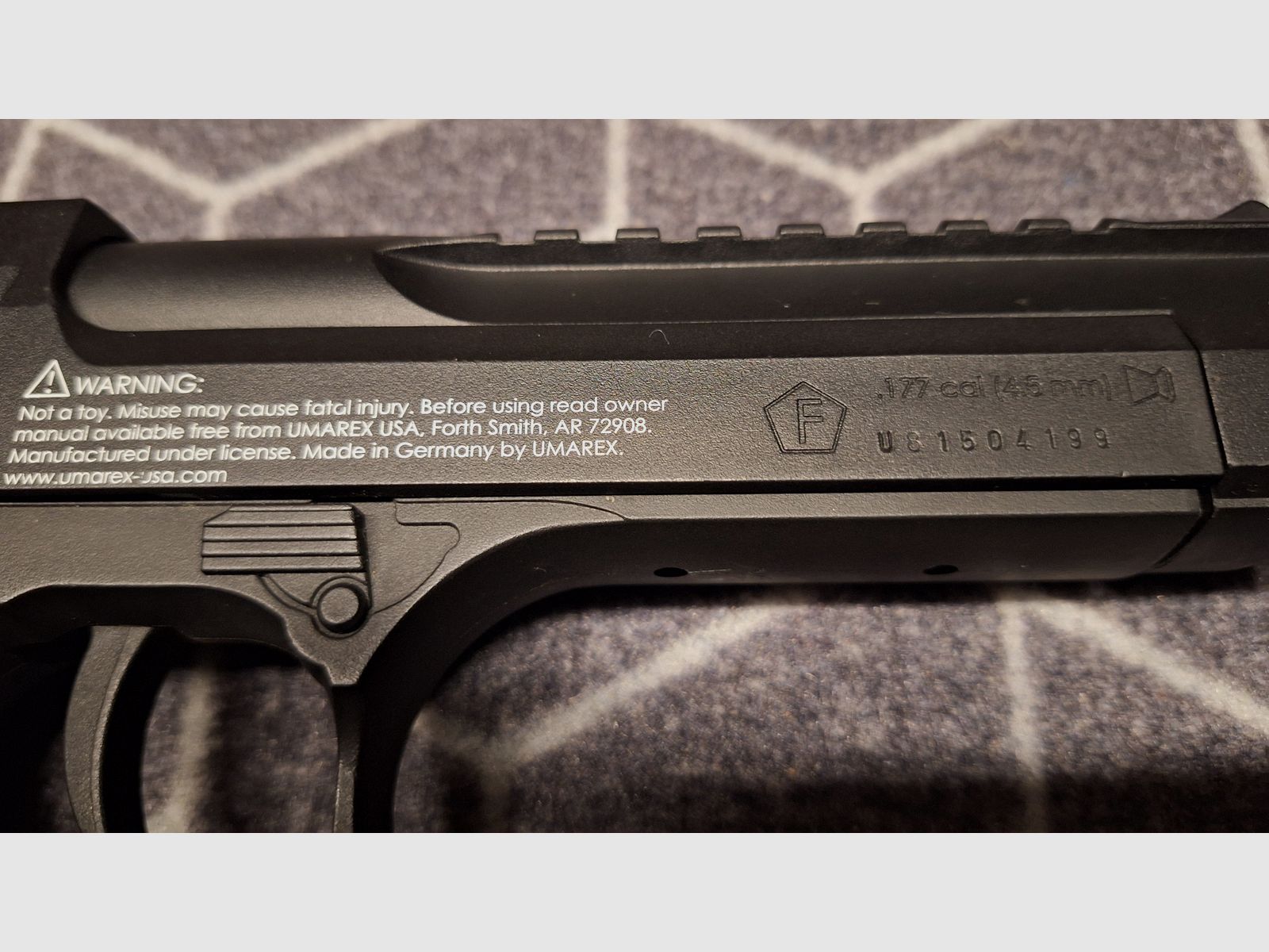 UMAREX Desert Eagle Magnum Research, Inc. - “Blow Back” - Diabolo