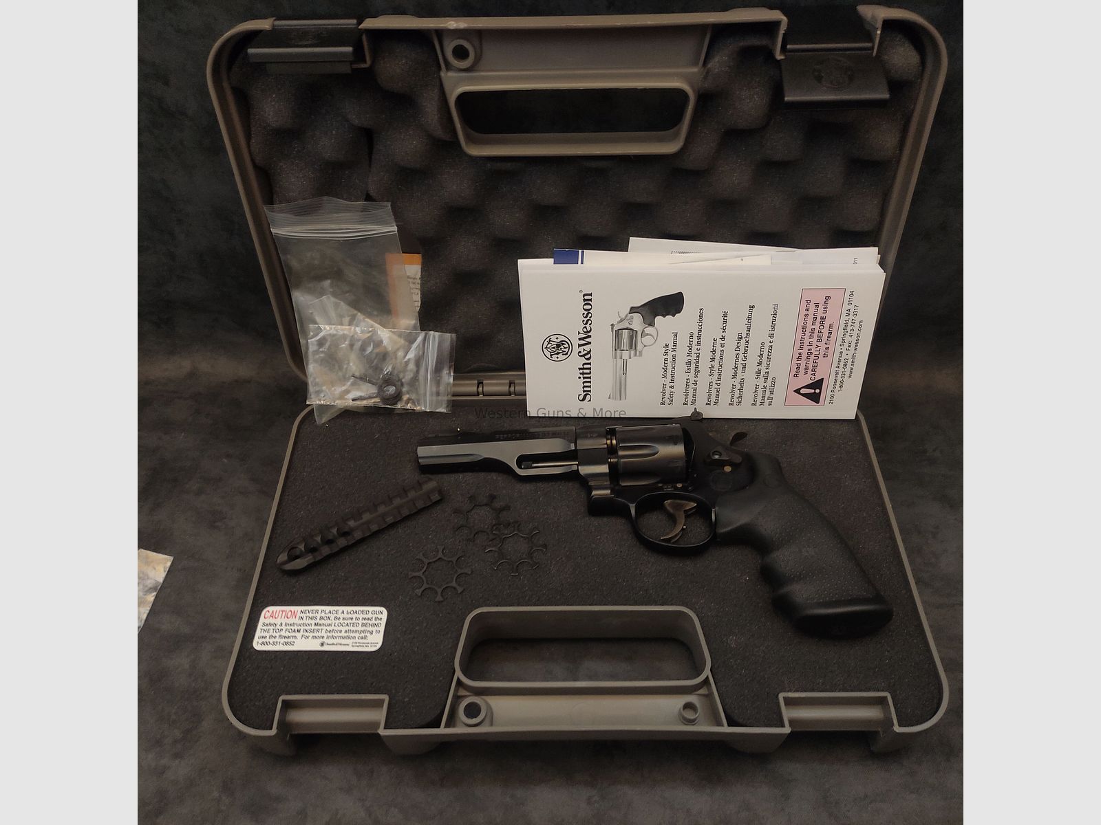 Smith & Wesson Mod.327 TRR8 8-Schüssig Performance Center