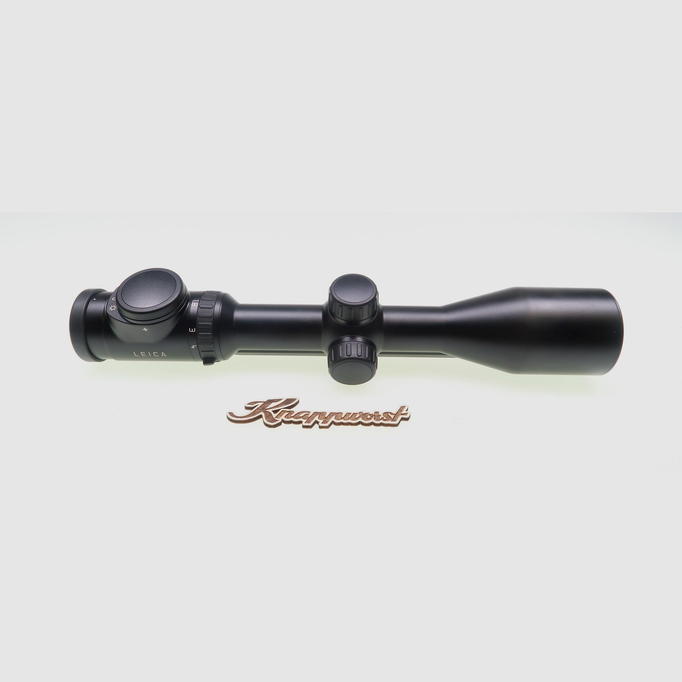 Leica Magnus 1,8-12x50 mit Schiene