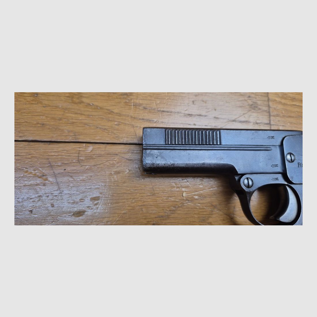 Sehr schöner Dreyse 1907 Pistol - Herstellung um 1915 für die deutsche Armee 1914-1918 - Kal. 7,65 Browning - 7 Schuss - Eines der Werke der Familie Schmeisser! - Schöne deutsche kaiserliche Stempel - Gute Mechanik und Ästhetik - Sehr guter Lauf - Reguläre österreichische Waffe und der Schweizer Garde des Papstes! - Eine der interessantesten 7,65 Browning - TBE/TBE+, Bild 6 von 20