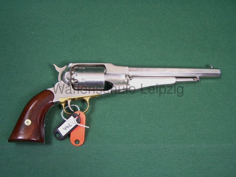 Hege Uberti, Bild 2 von 2
