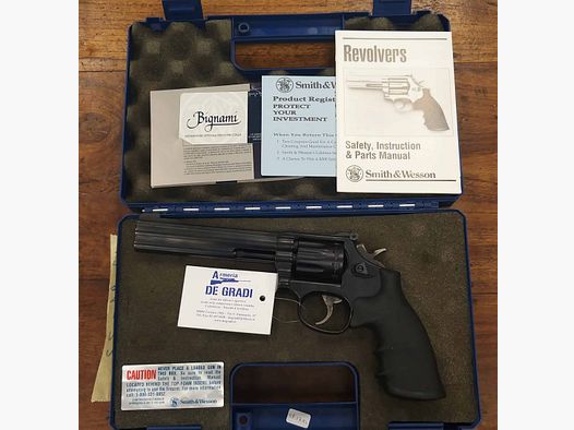 SMITH & WESSON MODEL 17-8 CALIBER 22lr