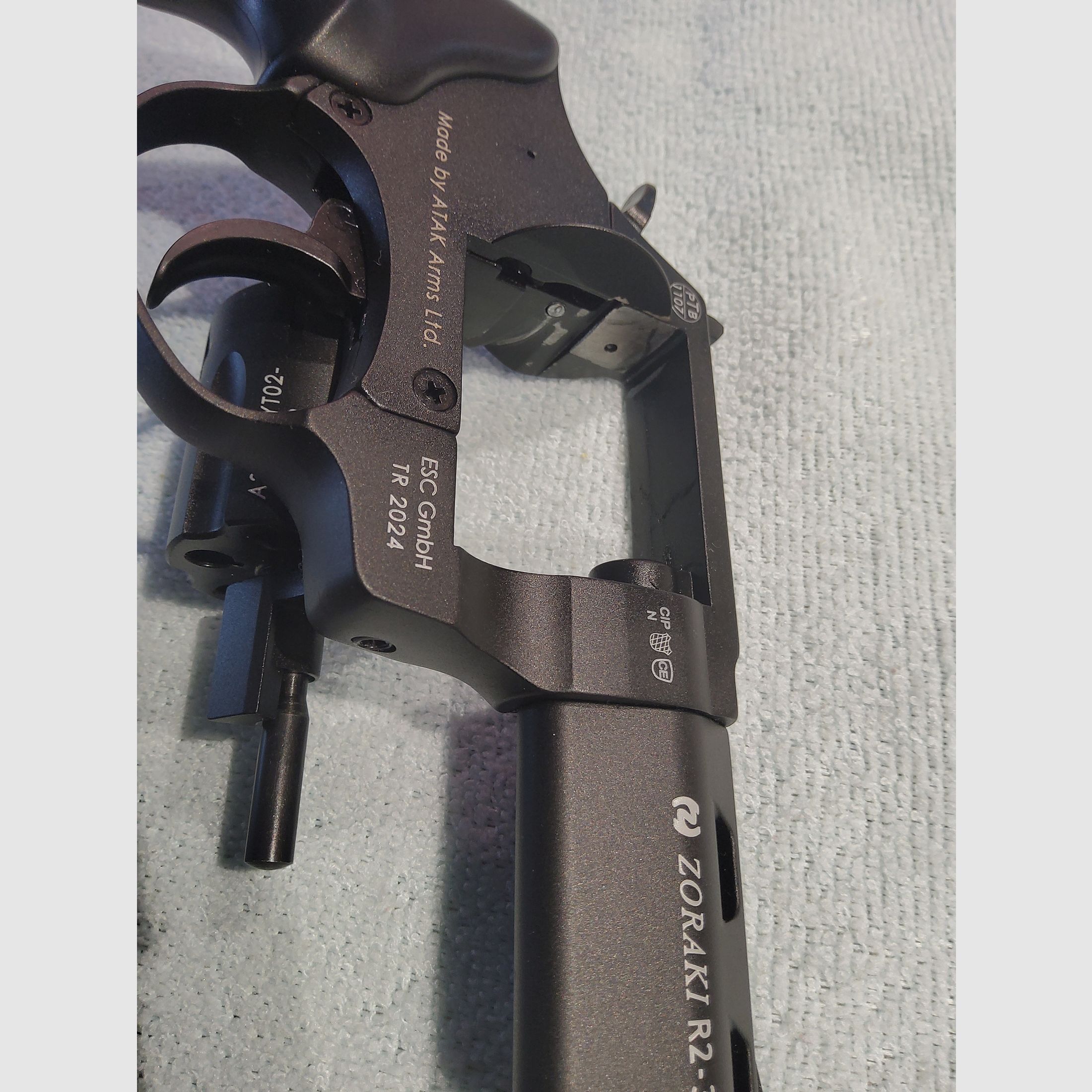 Zoraki R2 3'' Schreckschussrevolver 9 mm R.K. absolut neuwertig incl. Munition 