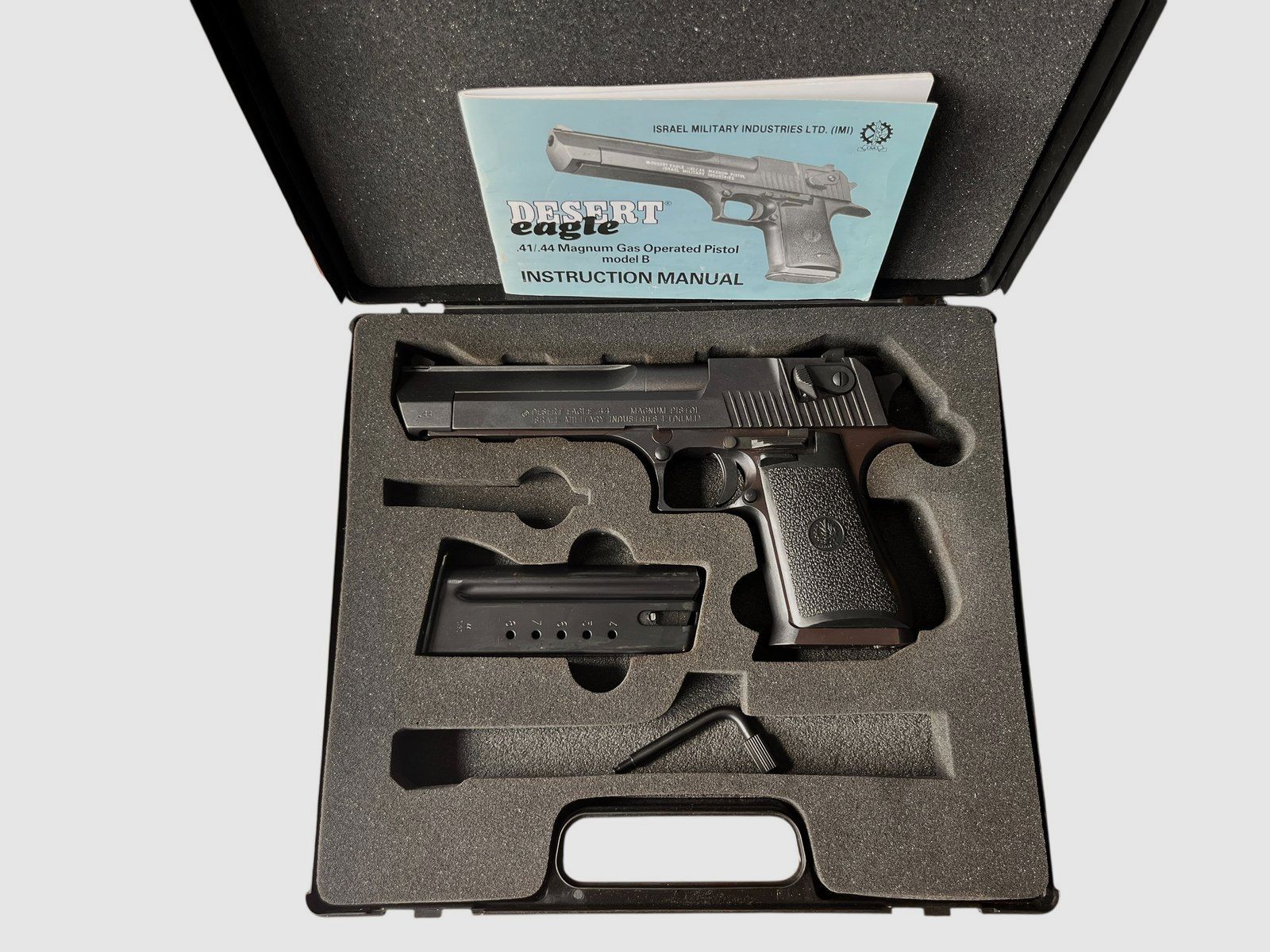 IMI Desert Eagle Pistole .44 Magnum | Filmikone | Shop, Bild 1 von 8